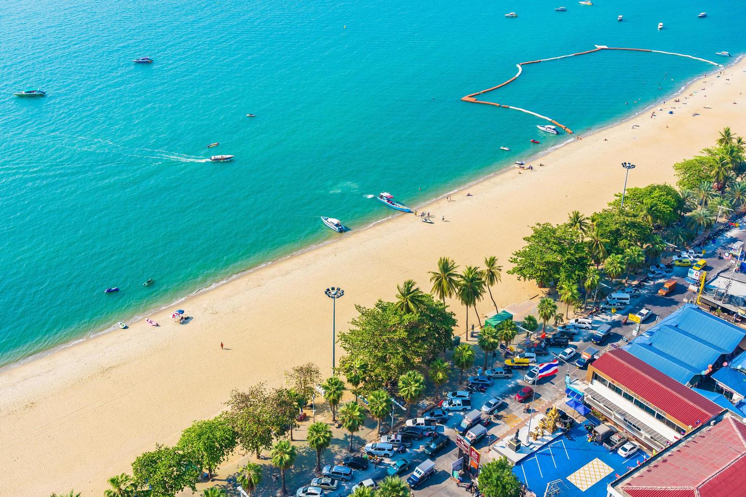 vacker tropisk strand i Pattaya City Thailand foto