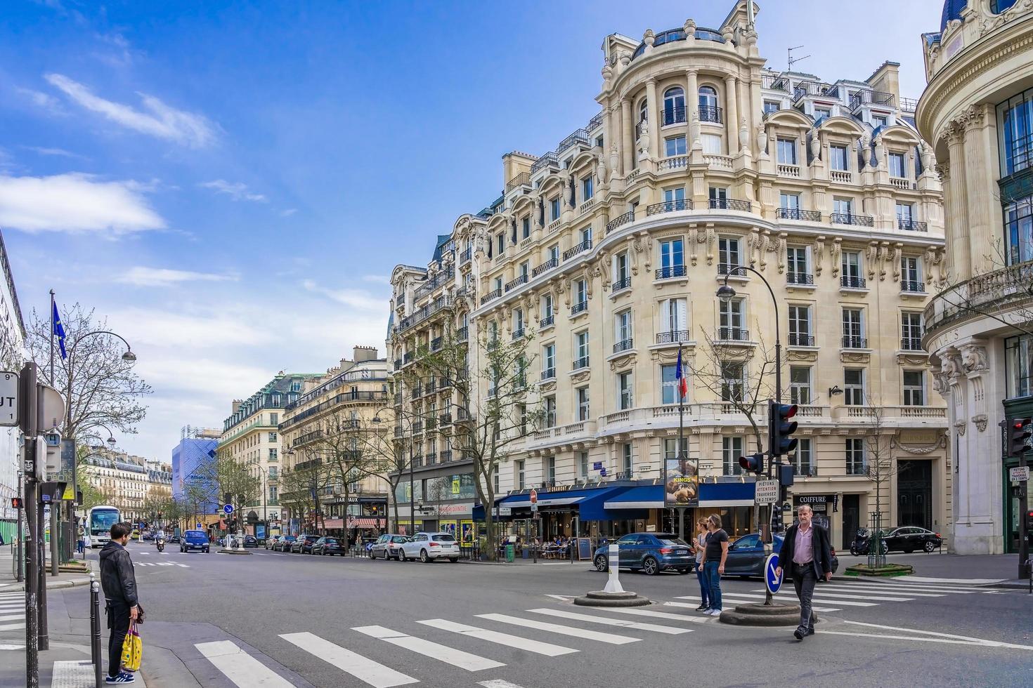 paris, frankrike, 09 april 2018, paris bostadshus foto