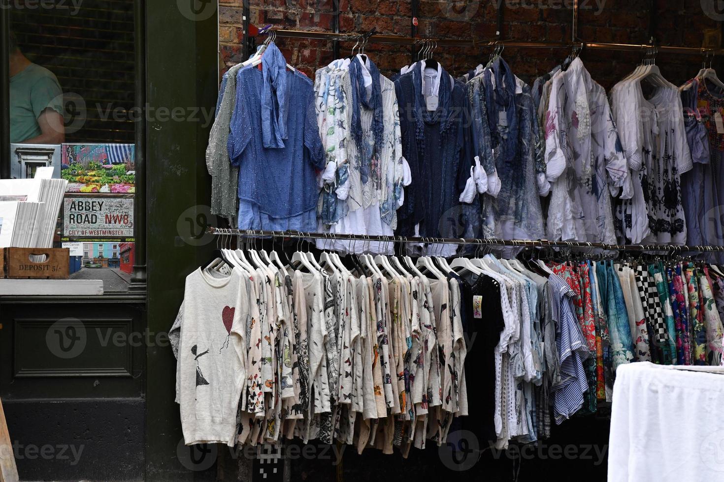 london, England - juli 15 2017 - portobello väg London gata färgrik marknad foto