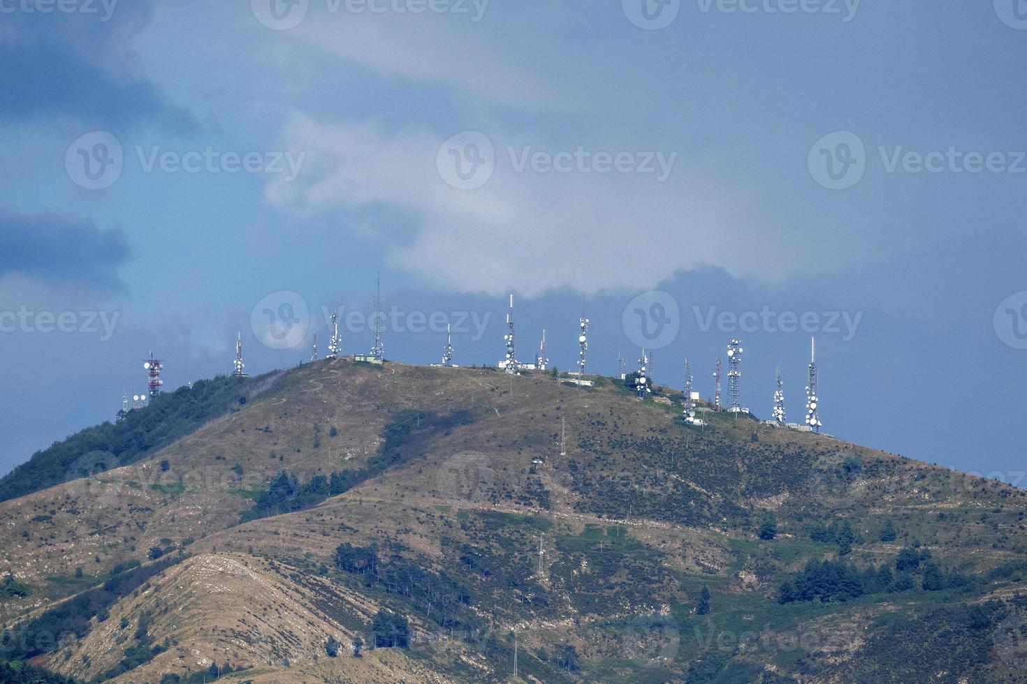 kommunikation utsända antenn fasce berg Italien foto