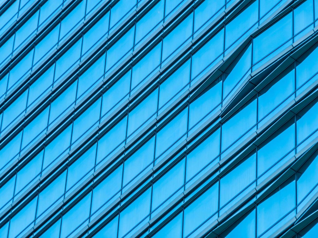abstrakt glasyttersida av kontorsbyggnad foto
