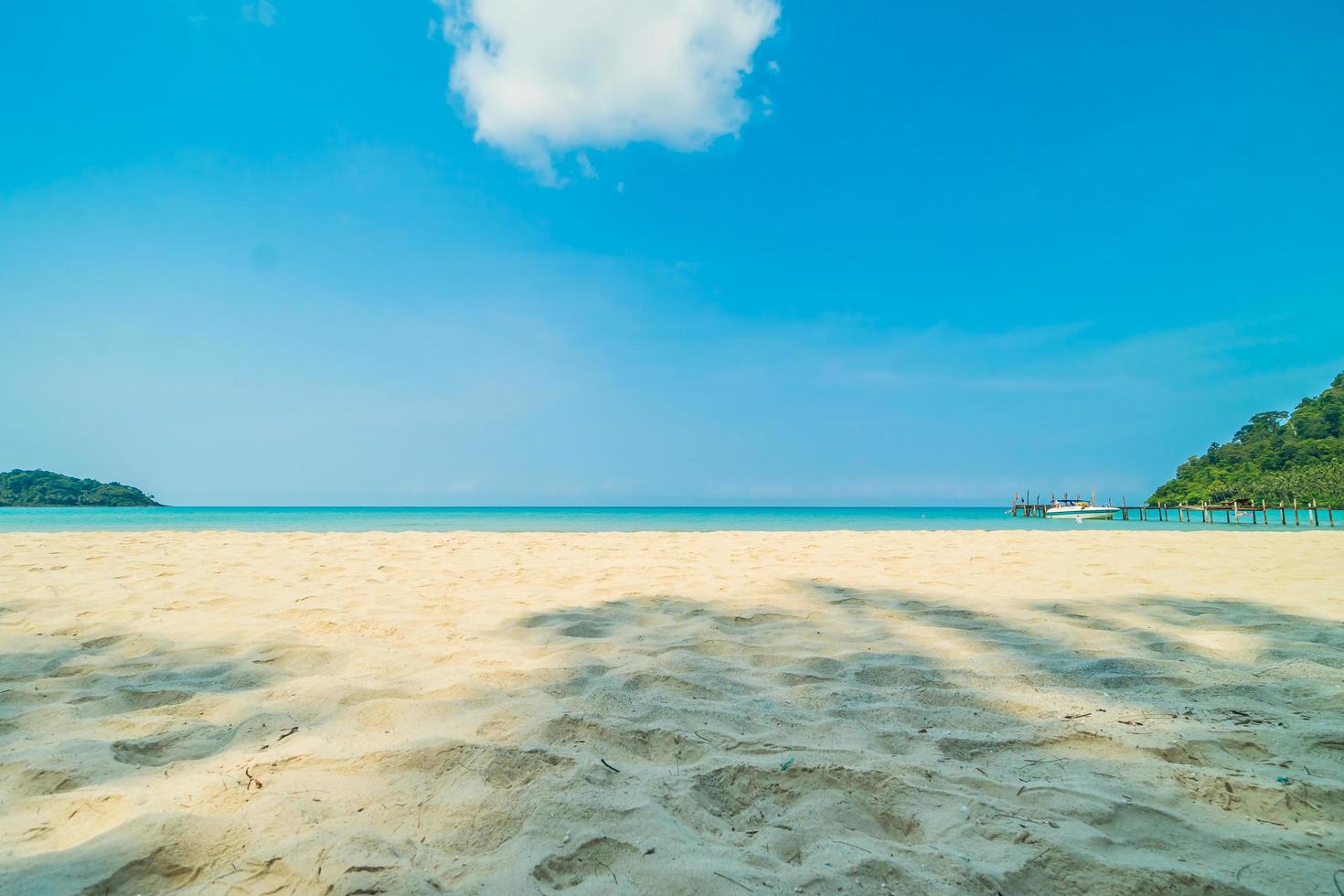 vacker tropisk strand foto