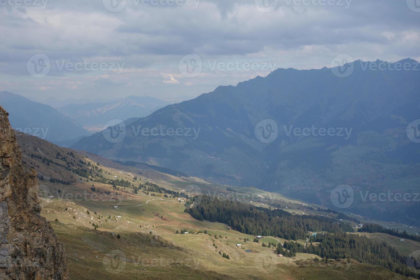 vandring i de schweiziska alperna foto