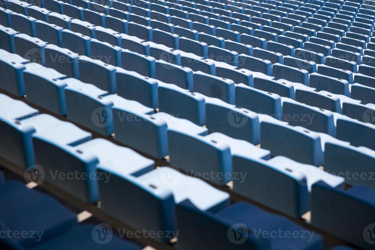 närbild detalj av de blå stadion platser foto