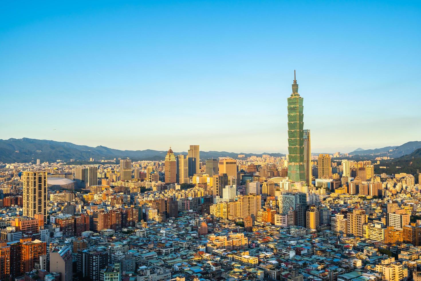 Taipei 101 torn och stadsbild i Taipei, Taiwan foto