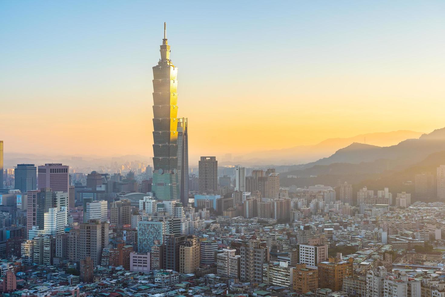 Taipei 101 torn och stadsbild i Taipei, Taiwan foto