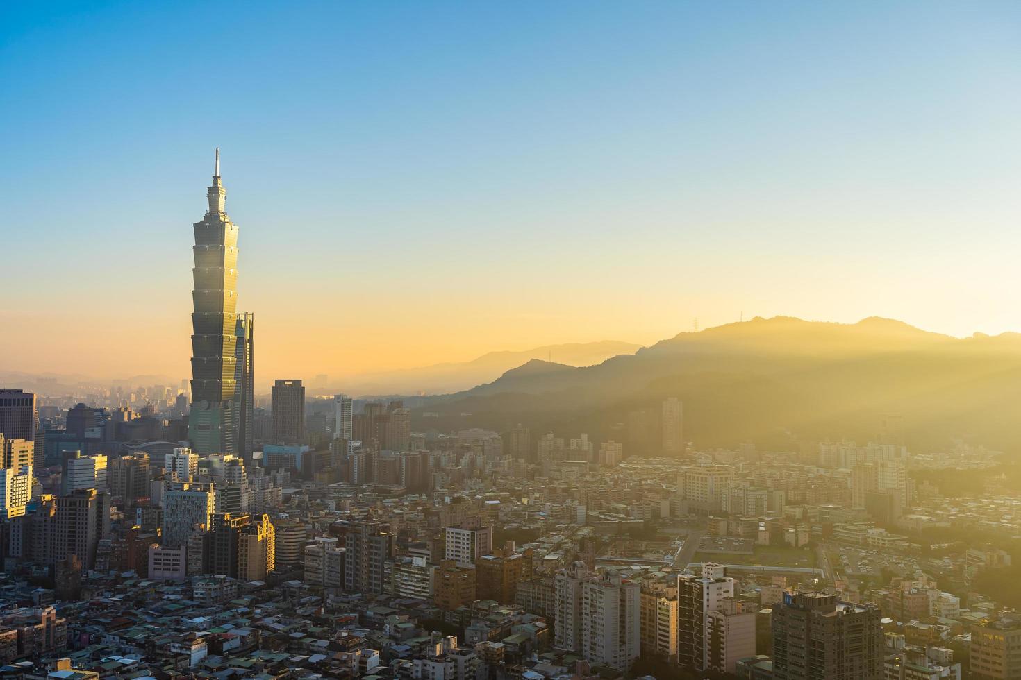 Taipei 101 torn och stadsbild i Taipei, Taiwan foto