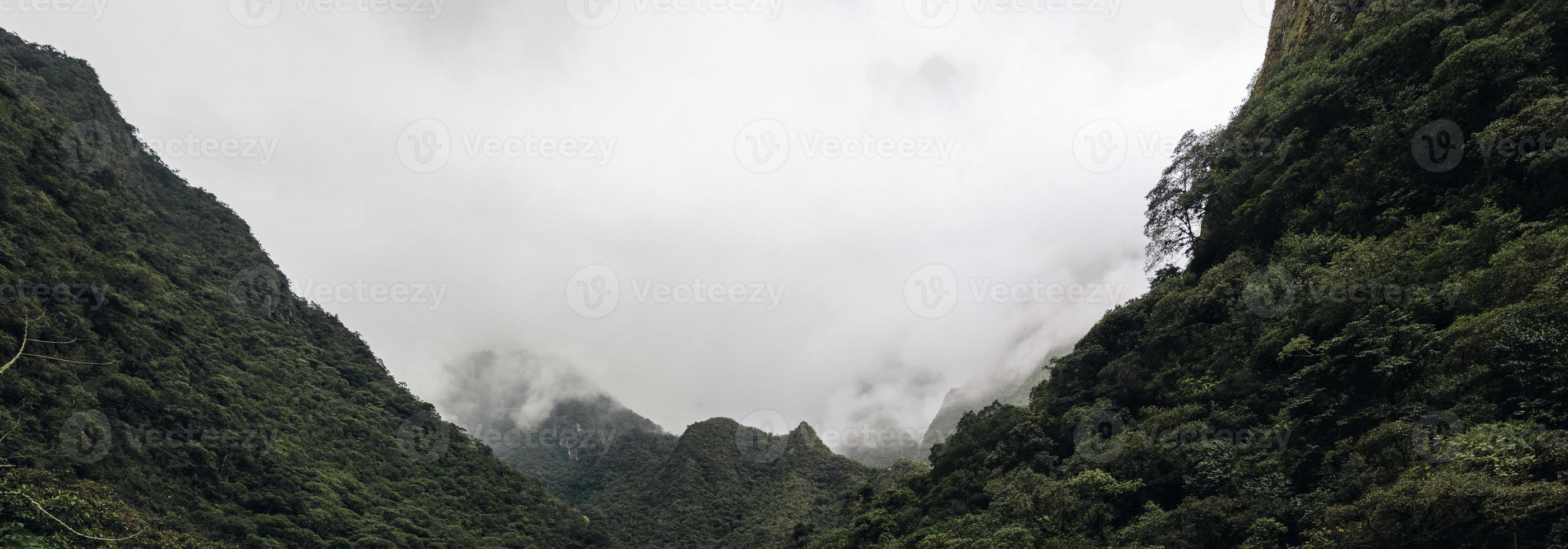 aguas calientes i peru foto