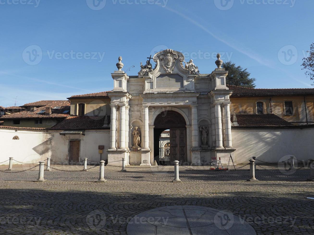 la certosa före detta kloster och sinnessjuk asyl ingång portal i foto