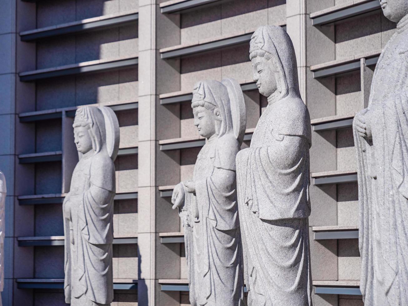 buddhiststaty i bongeunsa-templet i staden Seoul, Sydkorea foto