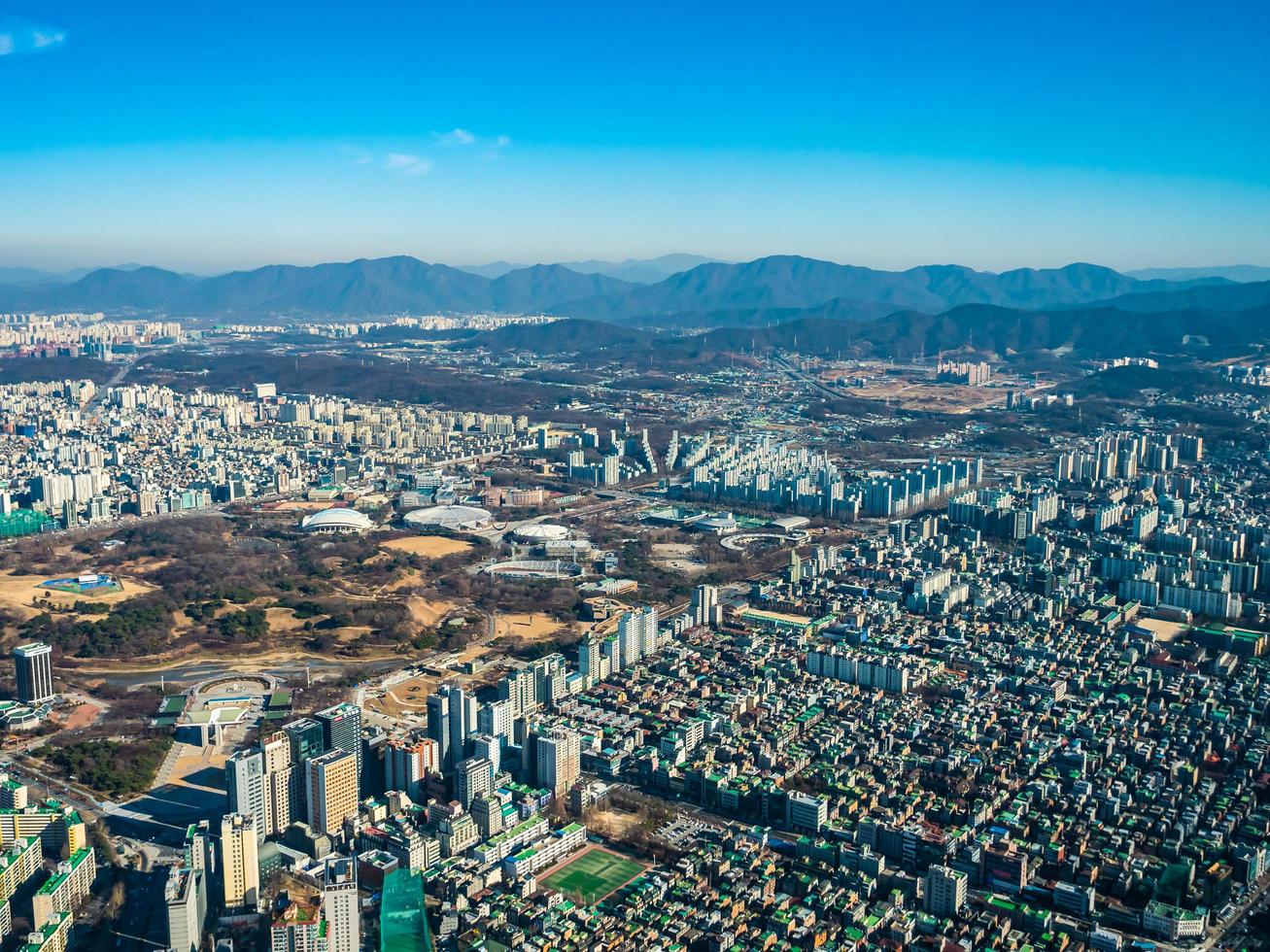 Flygfoto över staden Seoul, Sydkorea foto