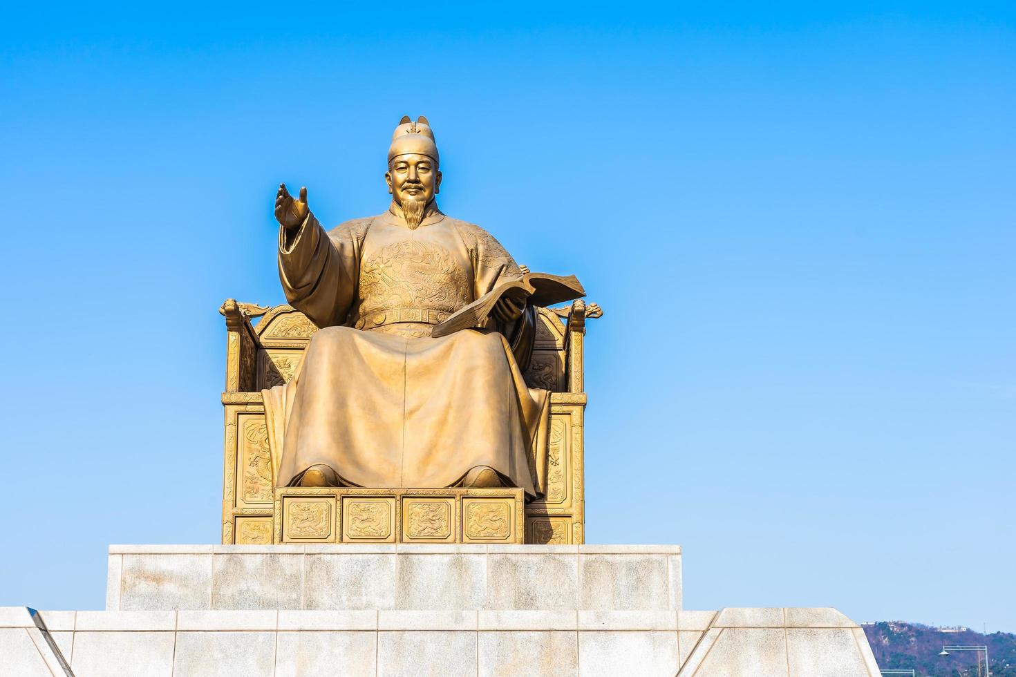 staty av kung sejong i Seoul, Sydkorea foto