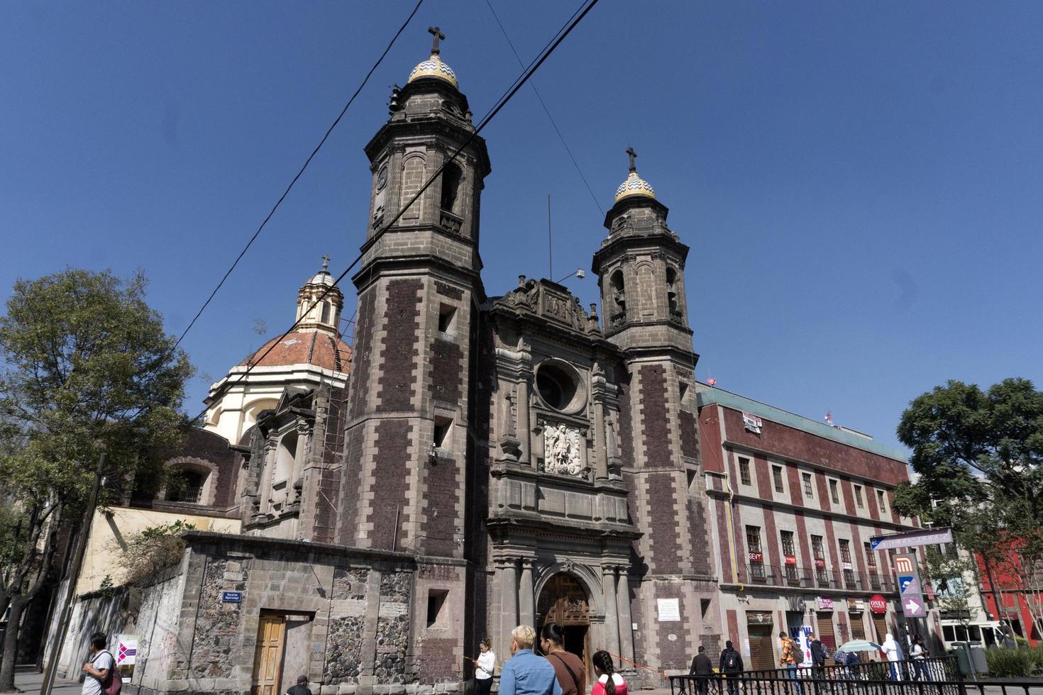 mexico stad, mexico - november 5 2017 - människor på stad gata marknadsföra foto