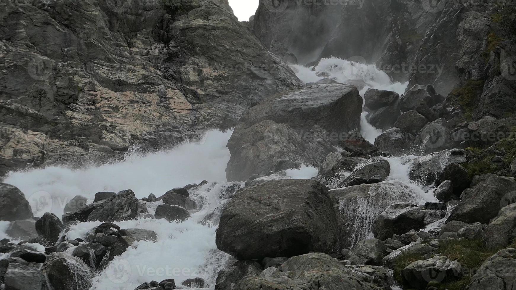 vatten från de stor glaciär i Norge foto