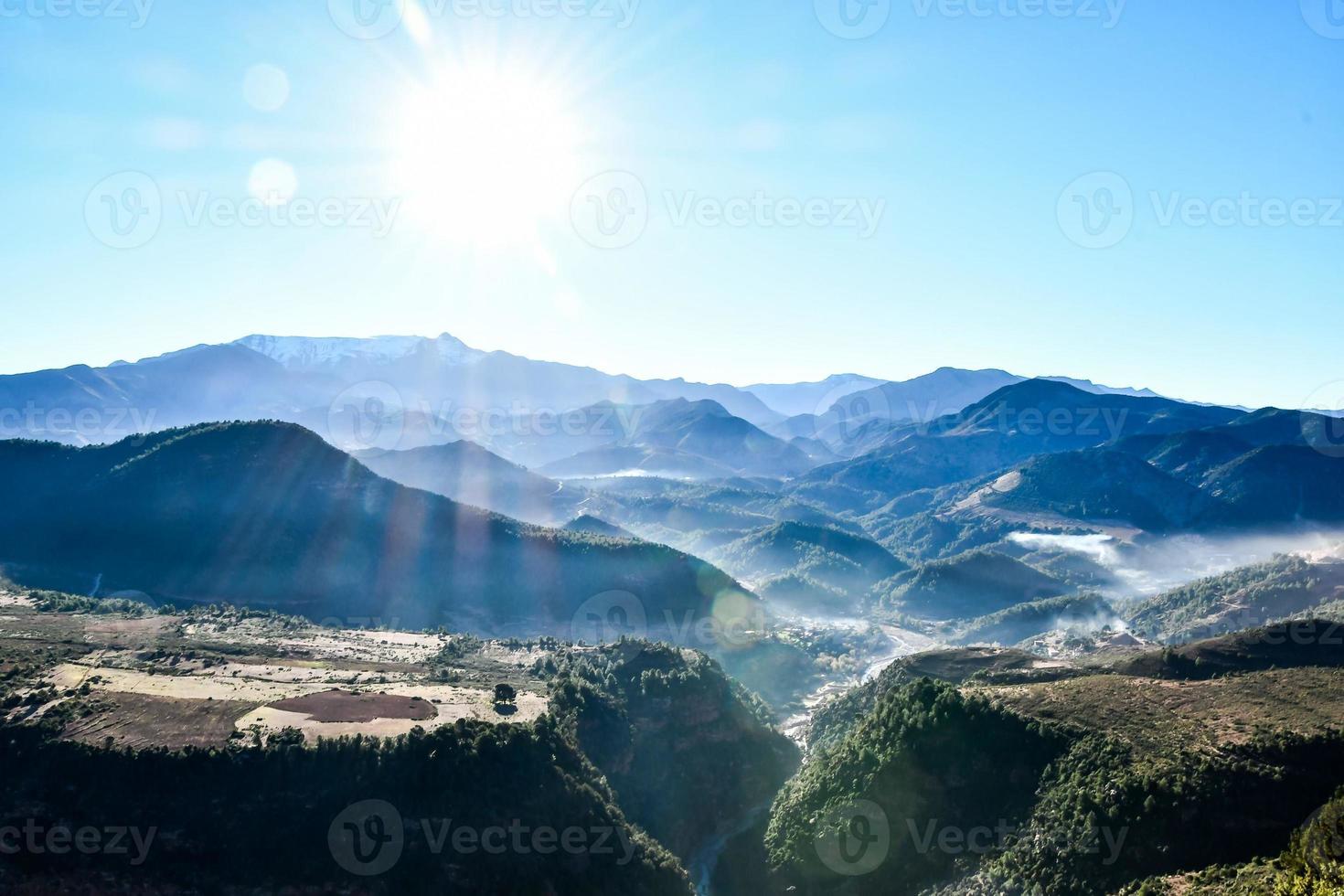 natursköna bergslandskap foto