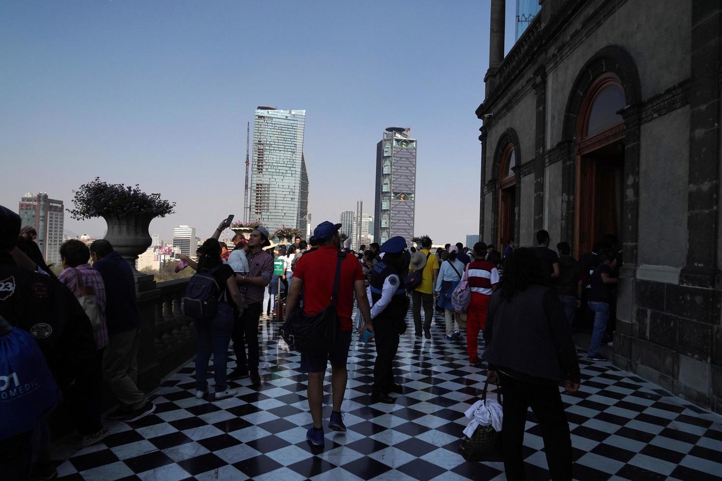 mexico stad, februari 3 2019 - stad parkera chapultepec fullt med folk av människor på söndag foto