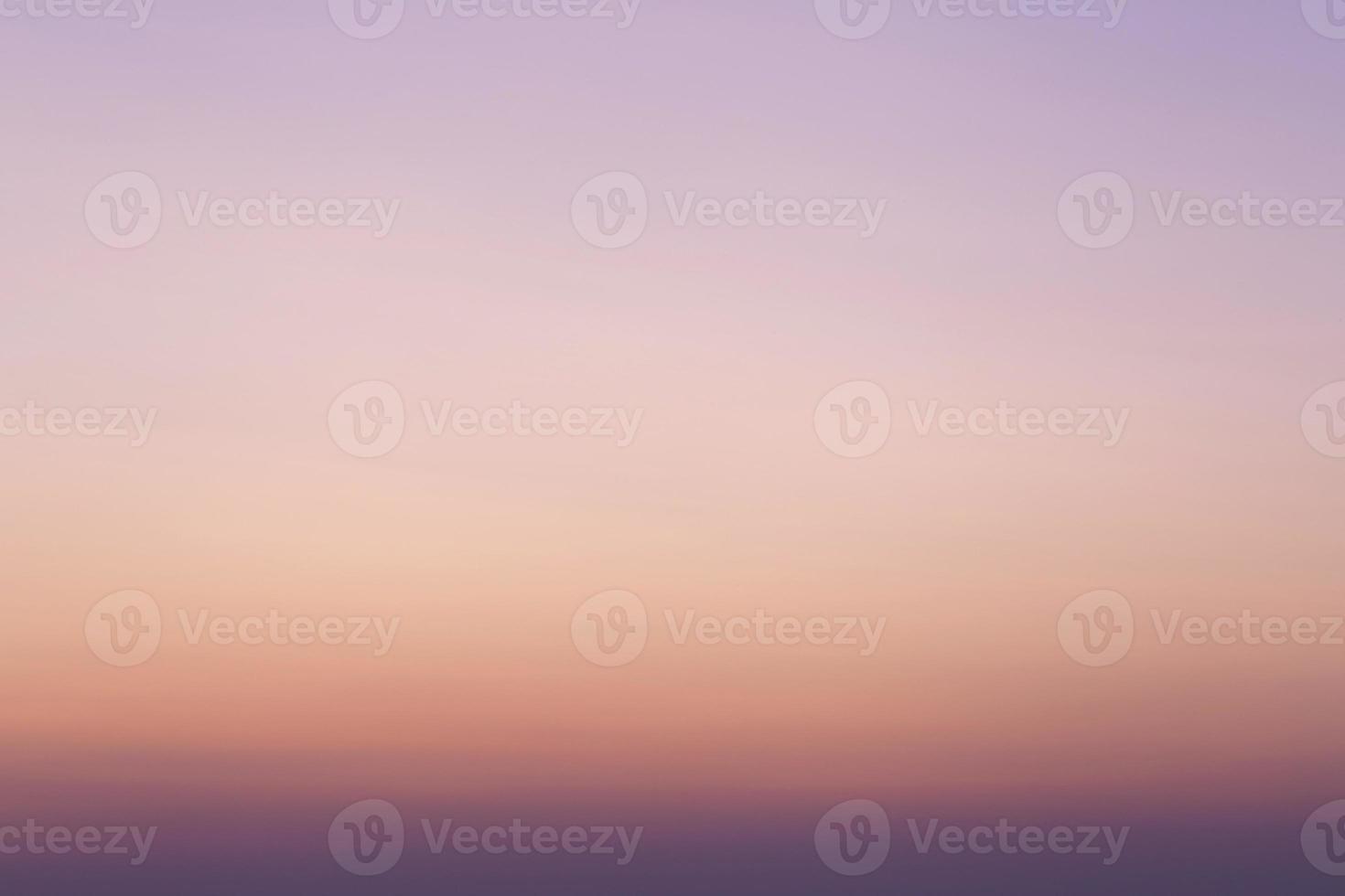 klar morgon- himmel på soluppgång foto