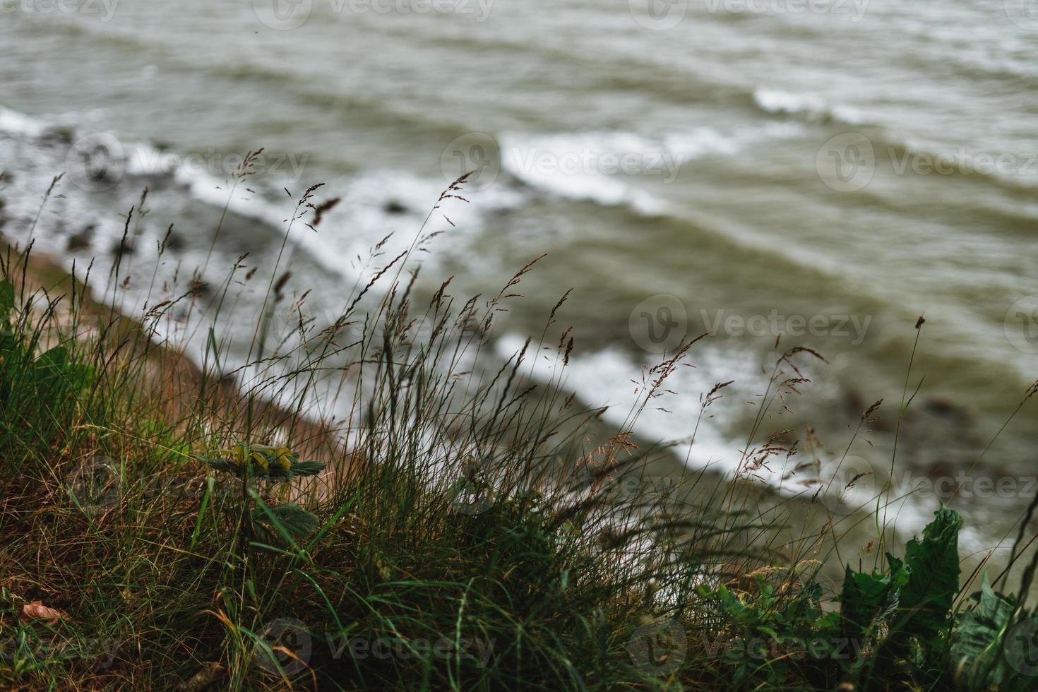 baltic hav i Tyskland på en molnig dag foto