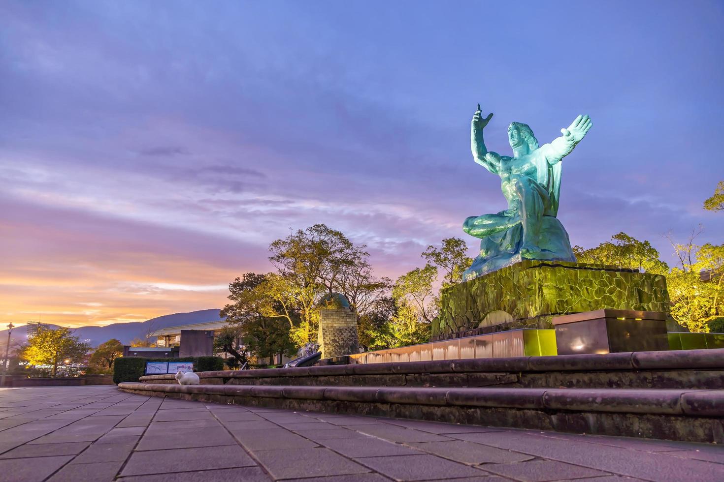 fredsstaty i Nagasaki Peace Park, Nagasaki, Japan foto