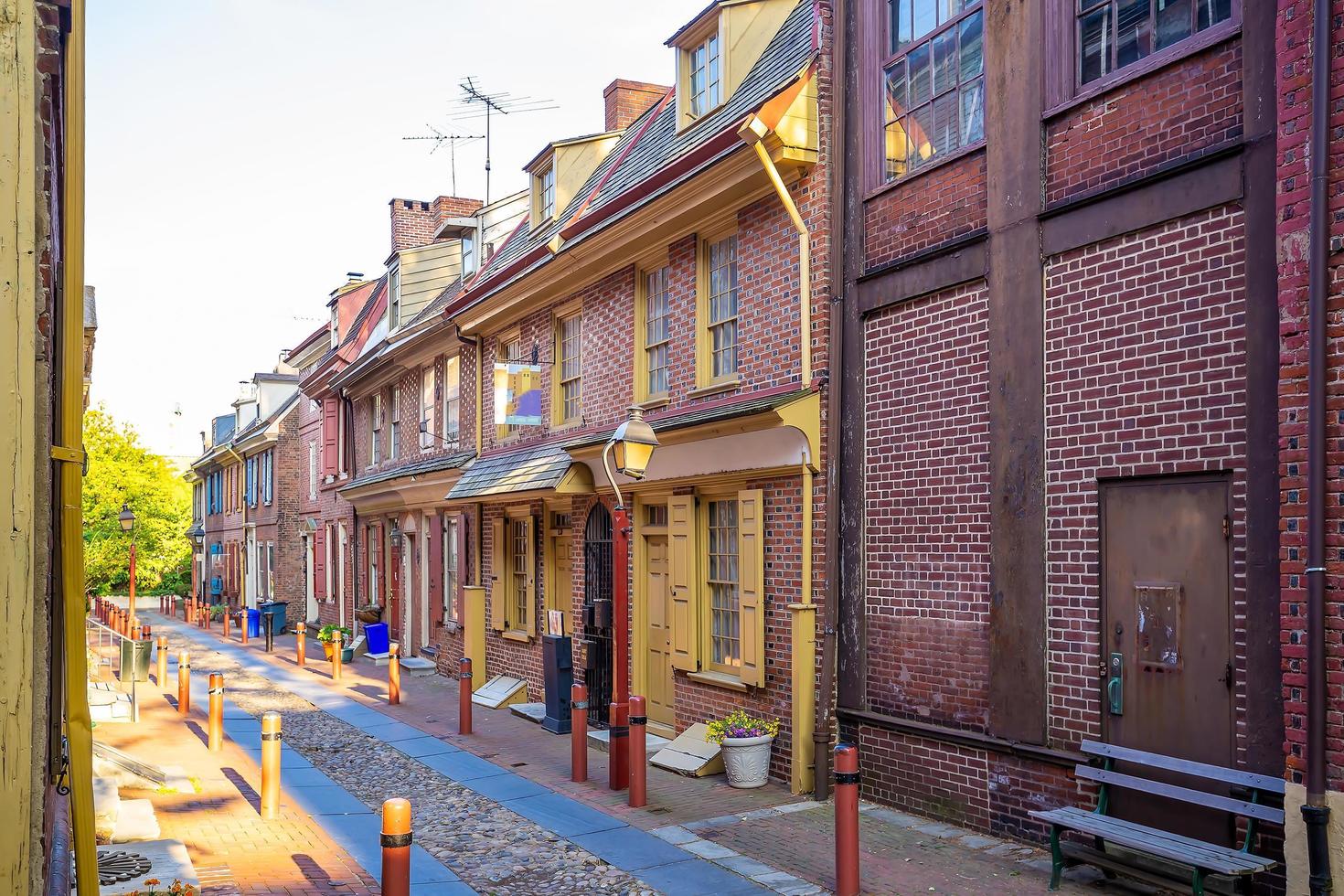 Elfreths gränd i den historiska gamla staden i Philadelphia, Pennsylvania foto