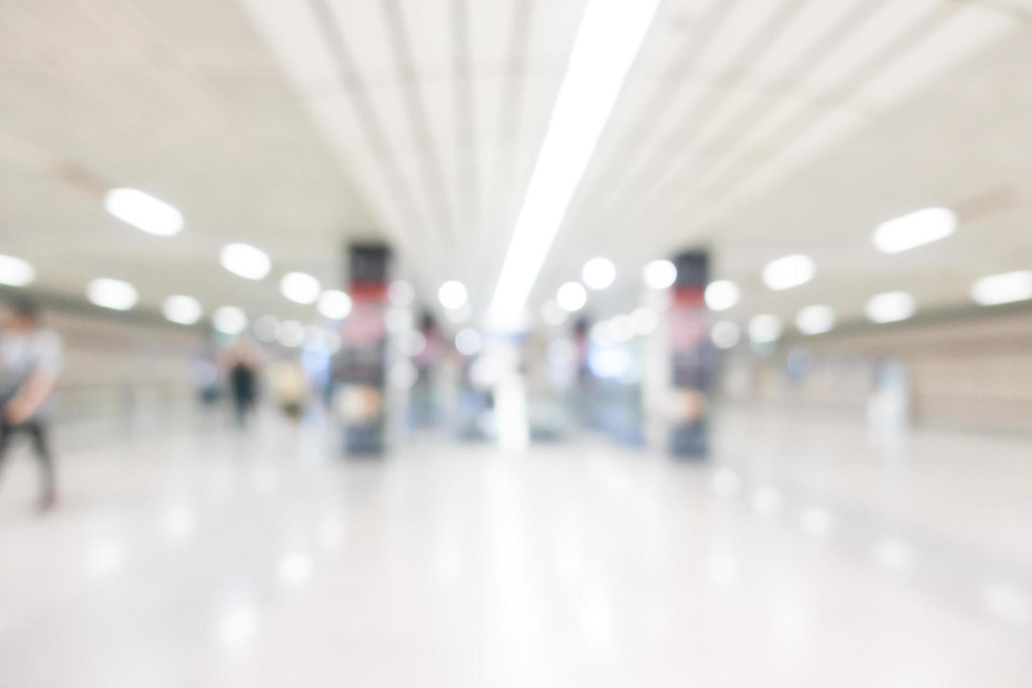 abstrakt suddig tunnelbanestation foto