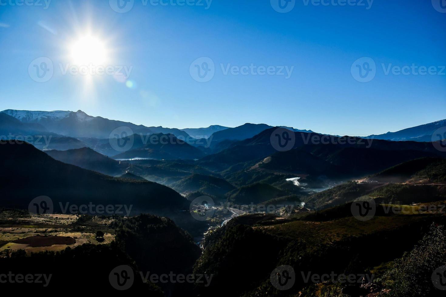 natursköna bergslandskap foto