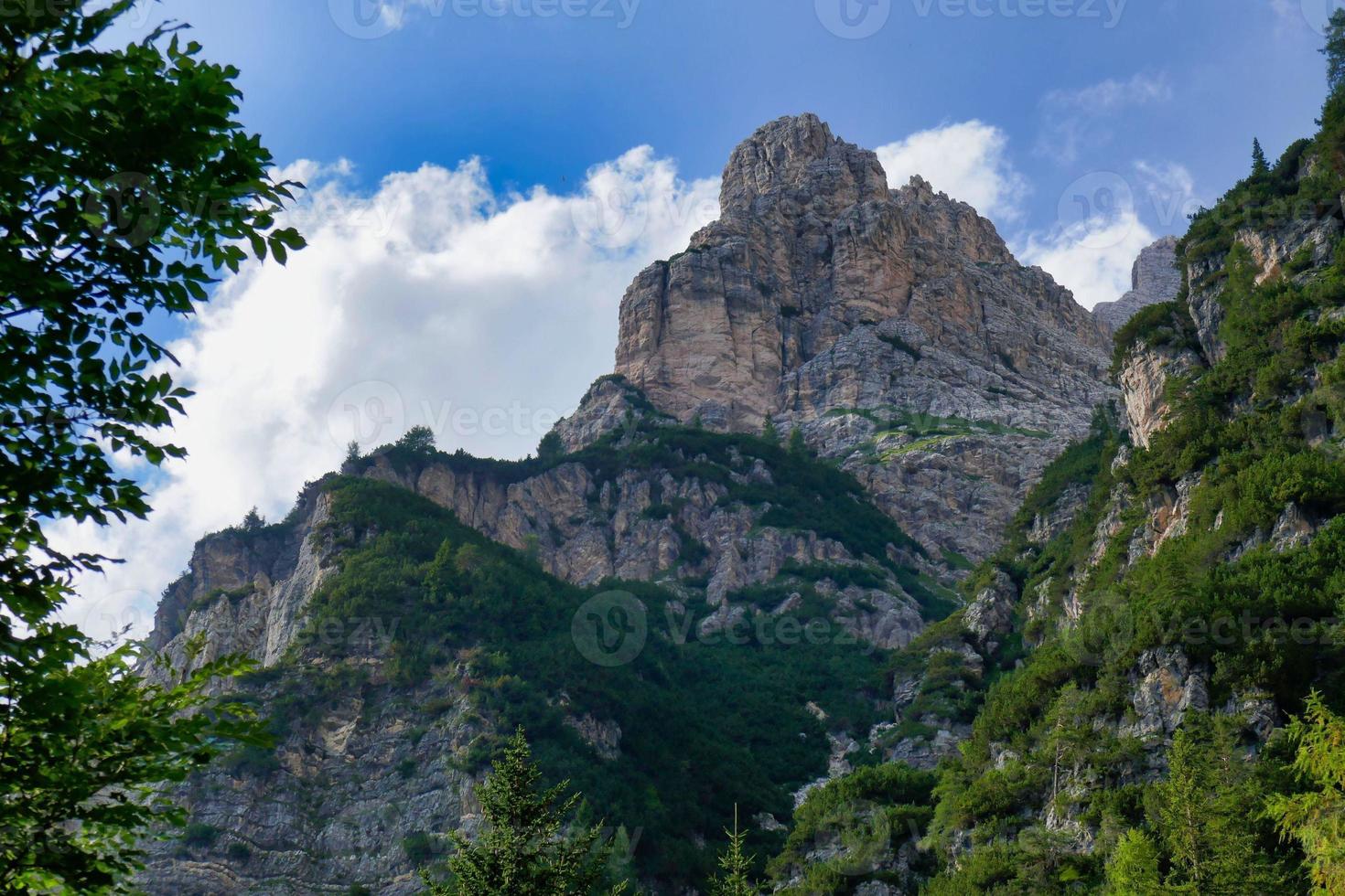 natursköna bergslandskap foto