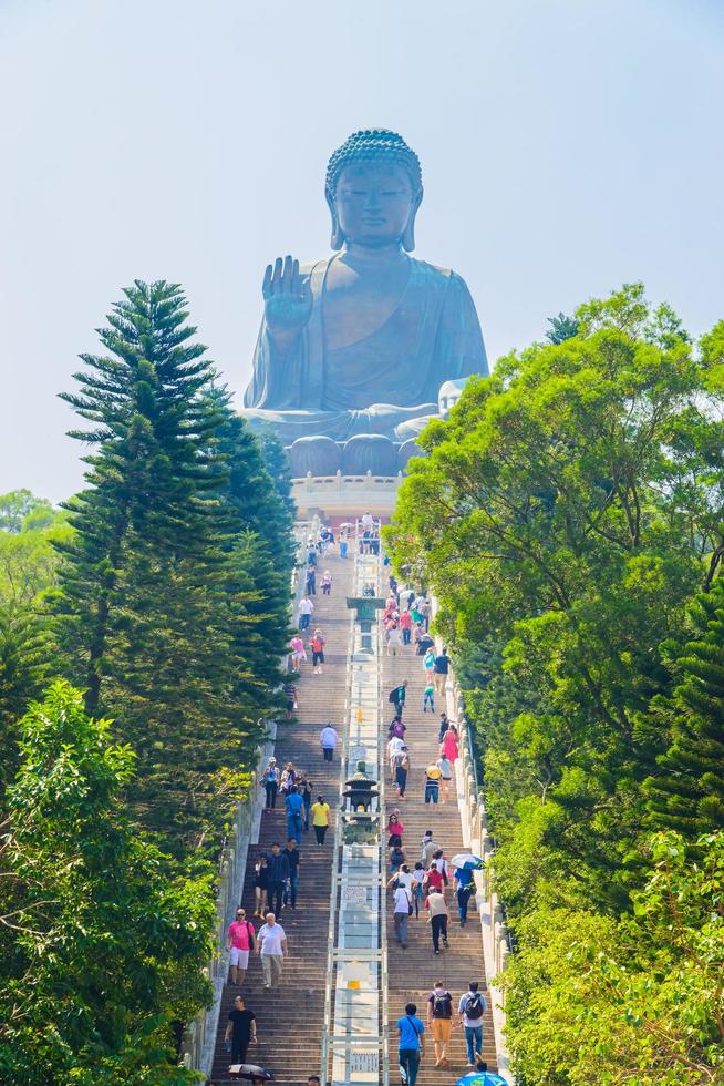 jätte buddha staty i Hong Kong, Kina foto