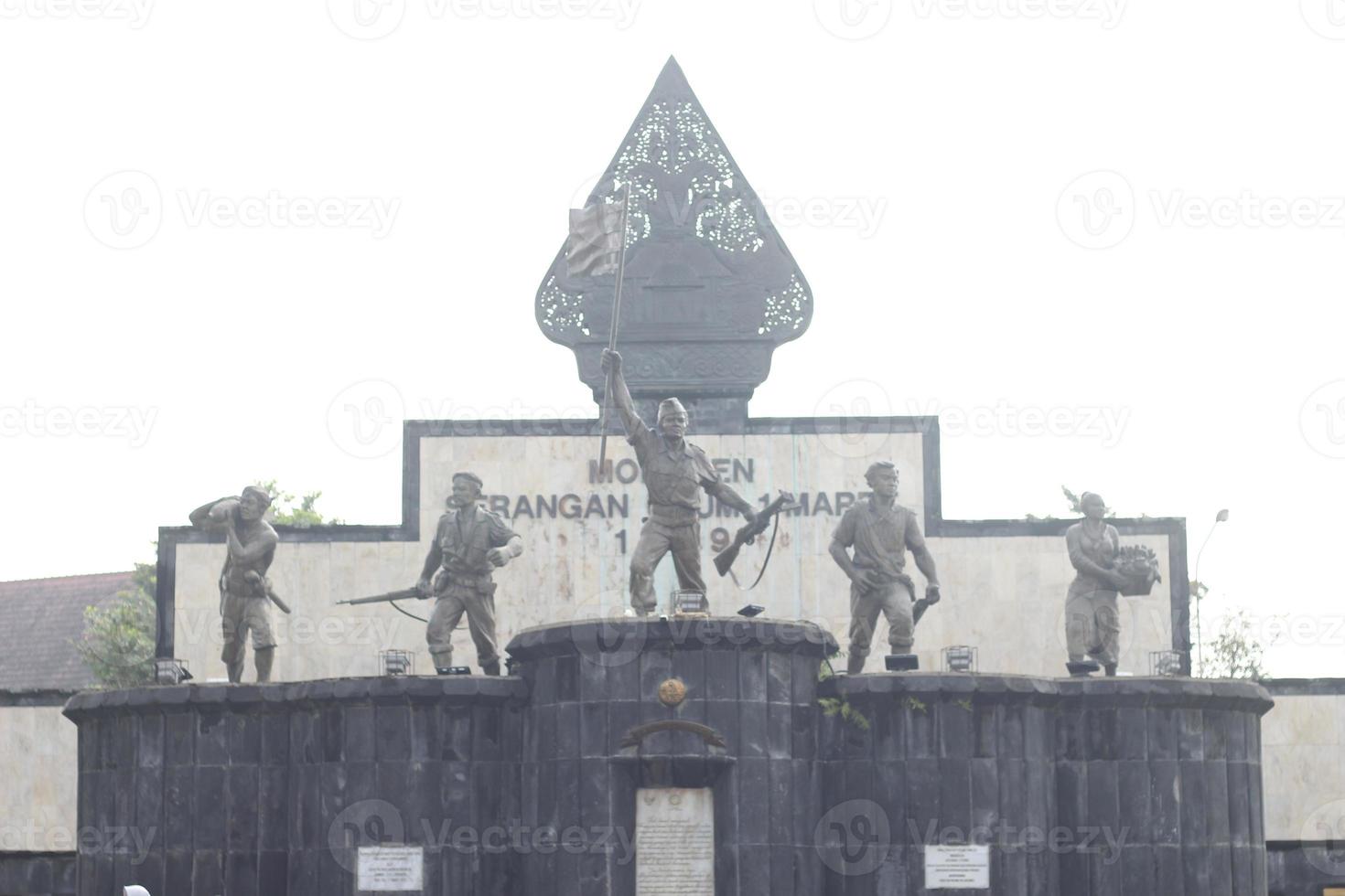 en Mars 1 allmän ge sig på monument eller monumen serangan umum 1 maret foto