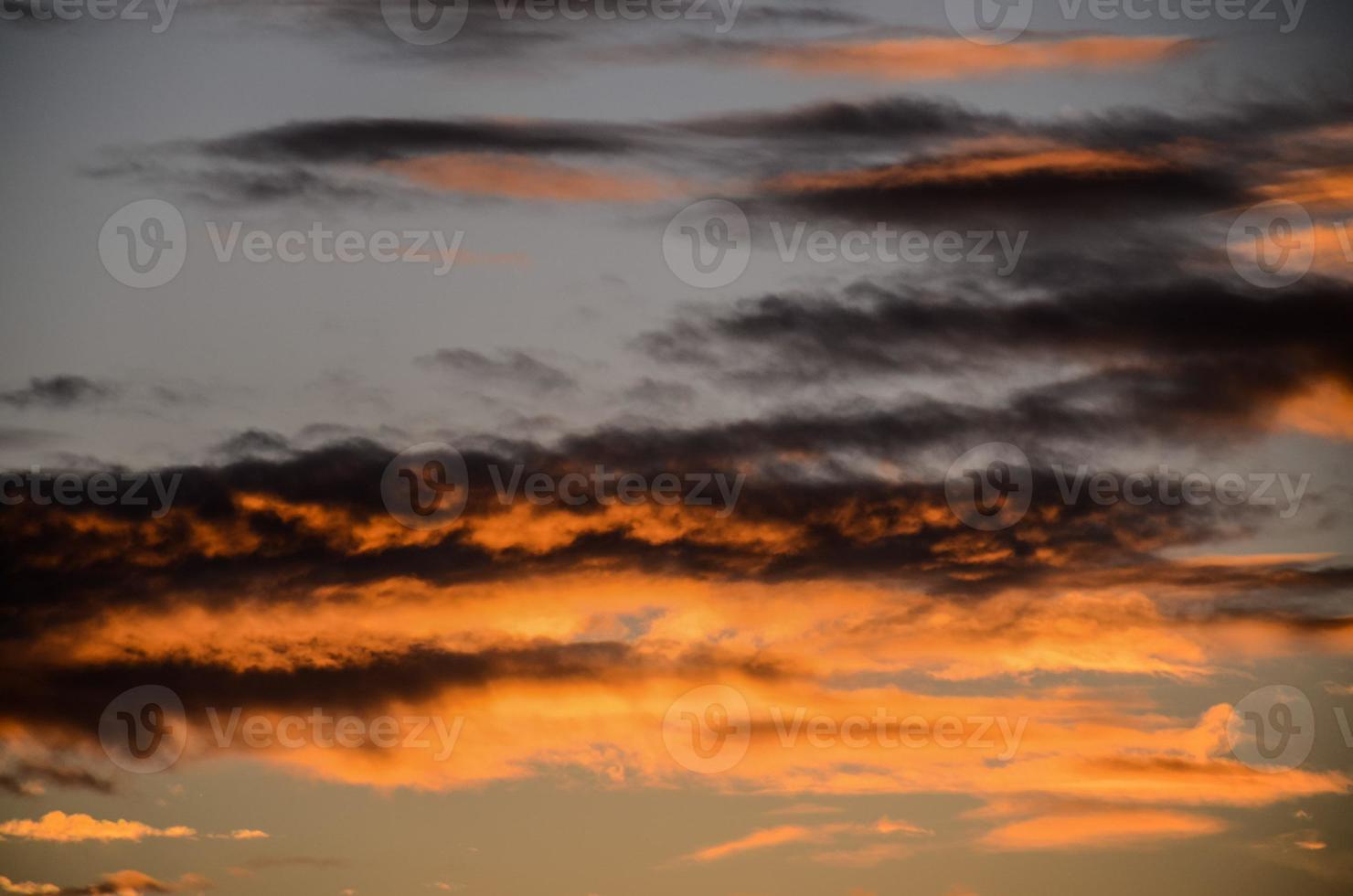 färgrik himmel på solnedgång foto