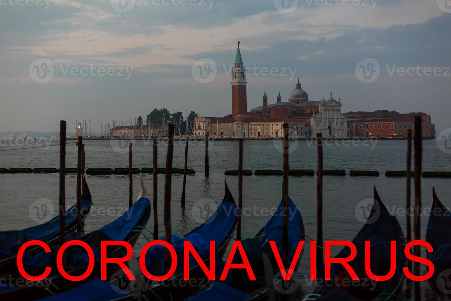 coronavirus 2019-nCoV, covid-19 i Italien. Venedig gondoler på san marco fyrkant, Venedig, Italien. foto