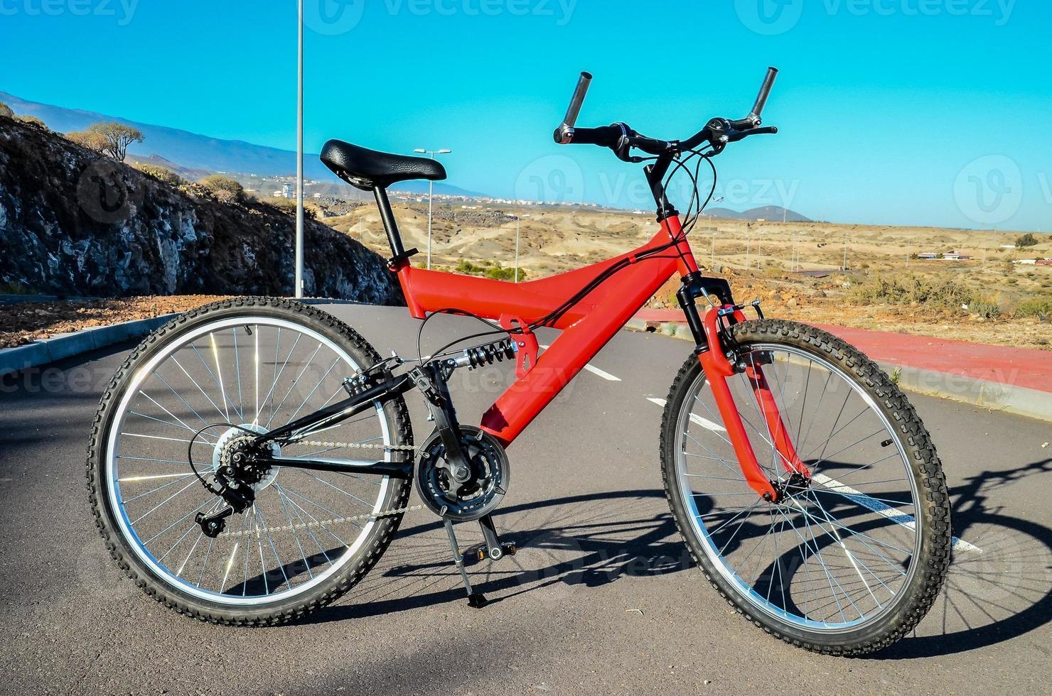 röd berg cykel foto