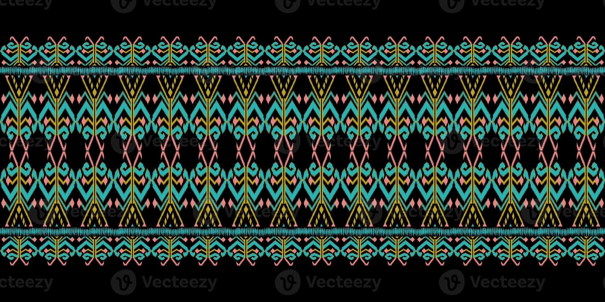 skön färgrik thai stickat broderi.geometrisk etnisk orientalisk mönster traditionell design för bakgrund, matta, tapeter, kläder, inslagning, batik, tyg, vektor broderi stil, klippning väg foto