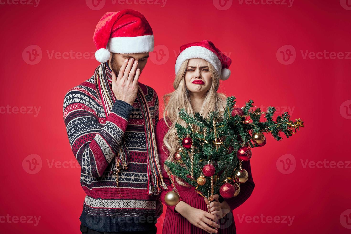 man och kvinna roligt familj Semester roman jul foto