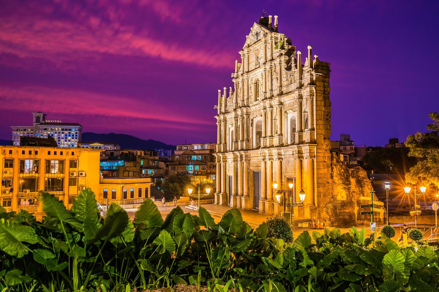 ruinerna av St. Paul kyrka i Macau City, Kina foto