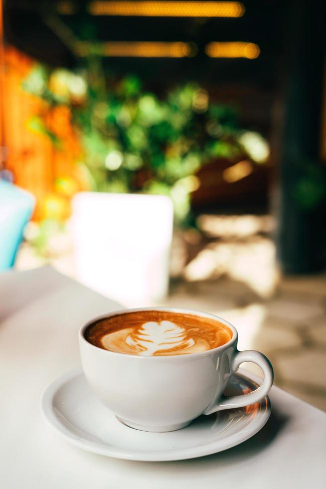 latte på ett kafé foto