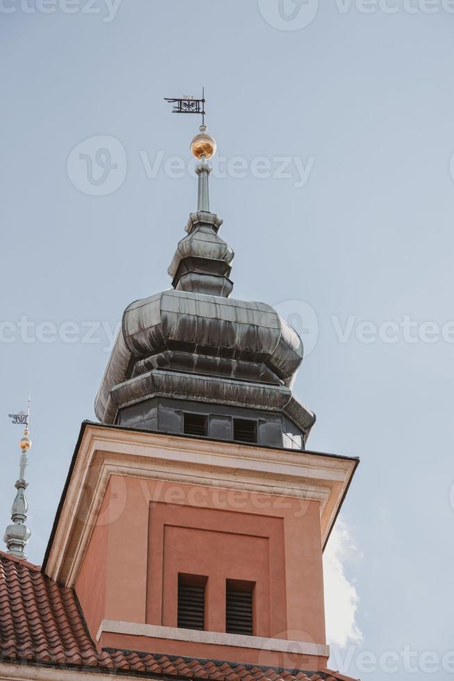 kunglig slott i Warszawa i polen på en sommar värma solig dag foto