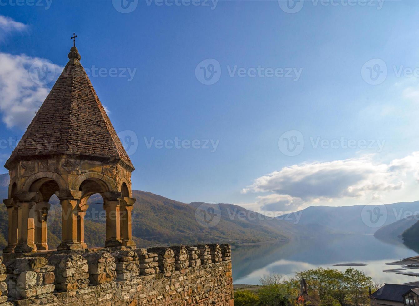 ananuri fästningskomplex i Georgien foto