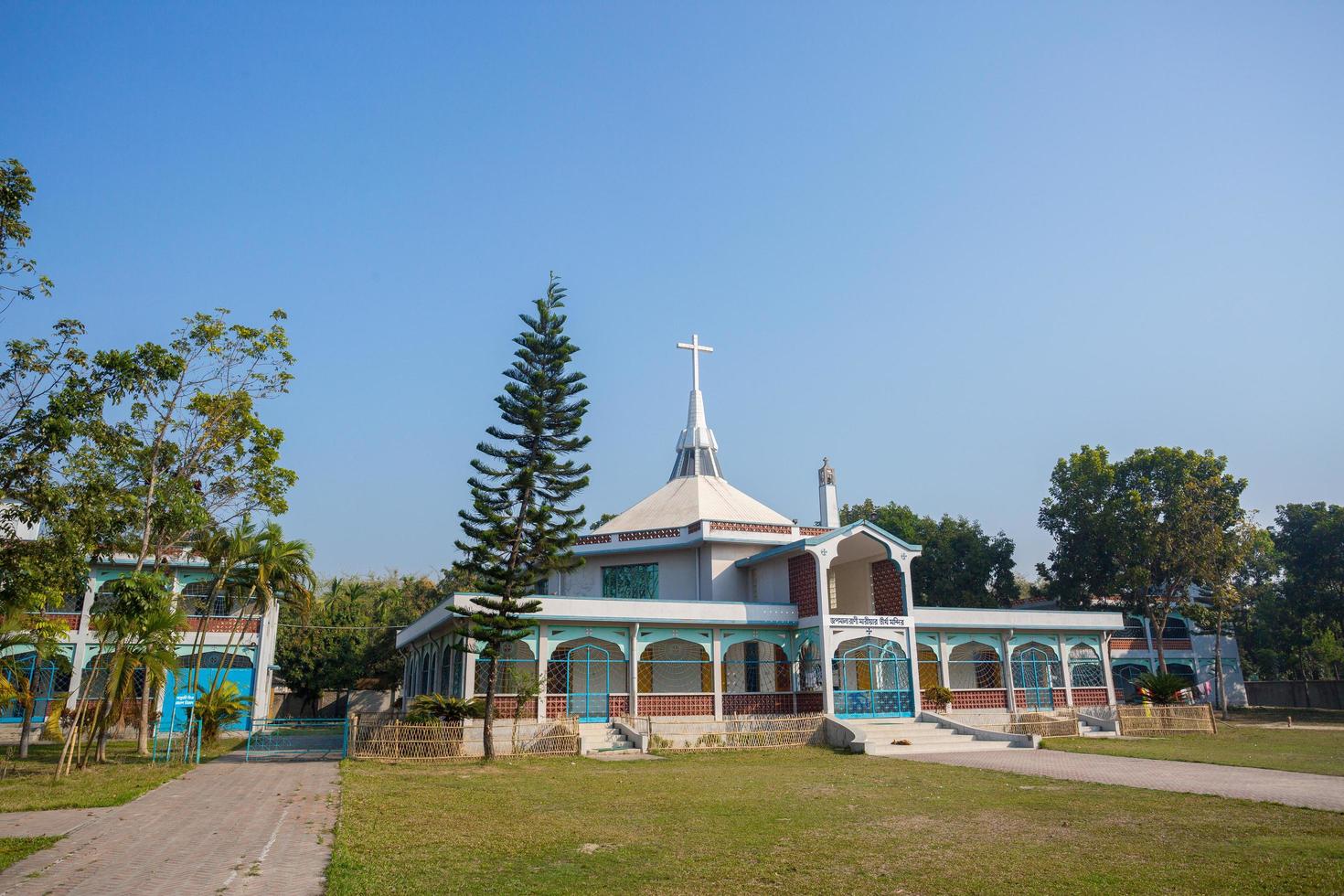 bangladesh Mars 01, 2019, kyrka av Mary, ett gammal ålder historisk katolik kyrka också turist fläck på rajarampur by, dinajpur foto