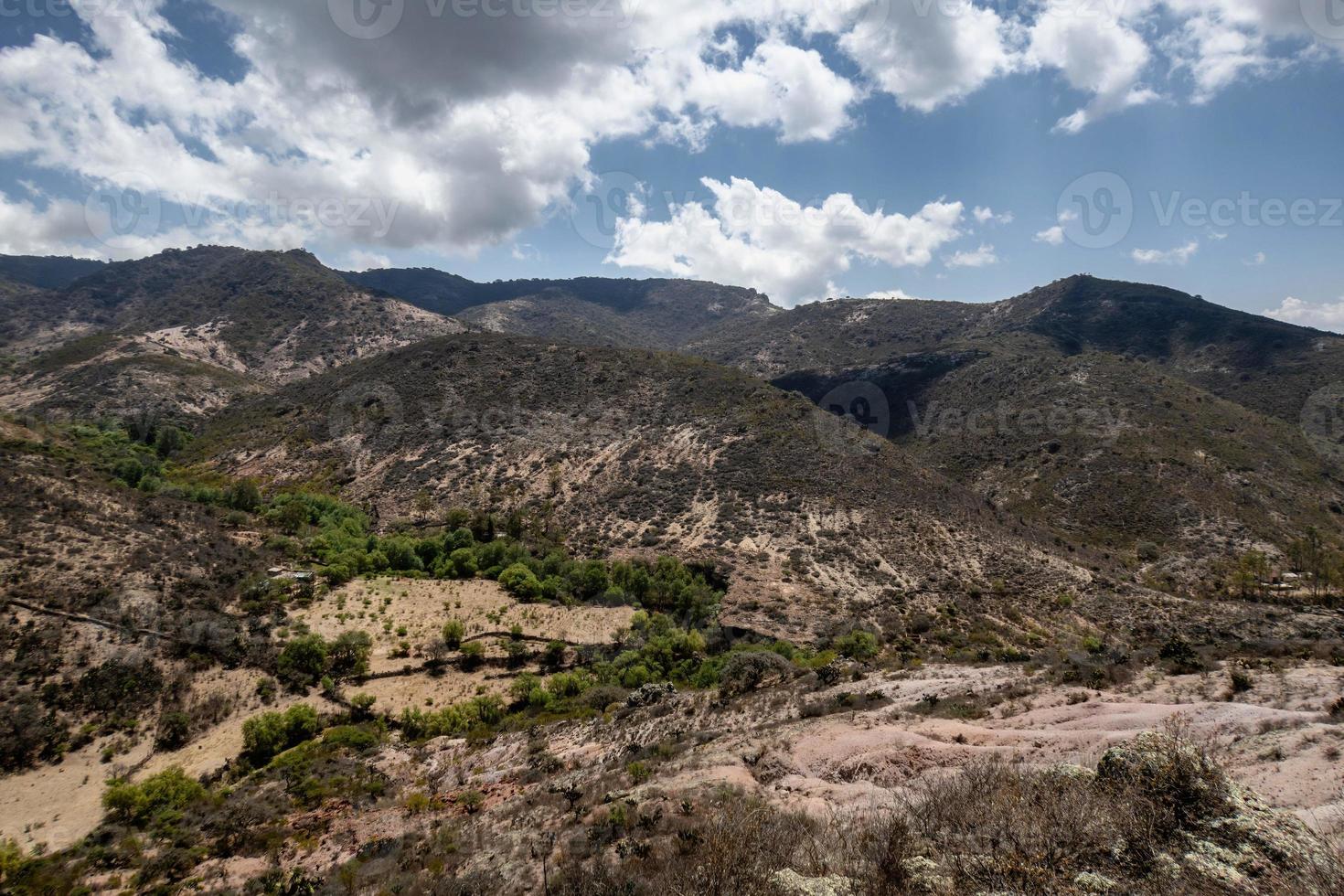 se av de halvöken bergen från hög upp i Mexiko. foto