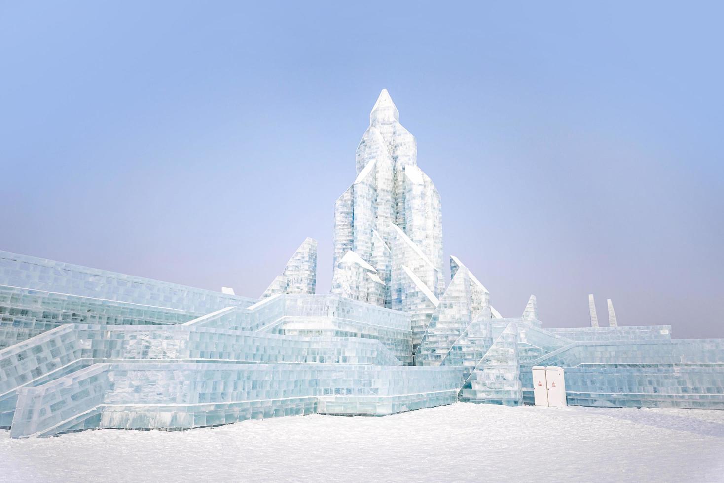 harbin, Kina - jan 15, 2020-harbin internationell is och snö skulptur festival är ett årlig vinter- festival den där tar plats i harbin. den är de värld största is och snö festival. foto