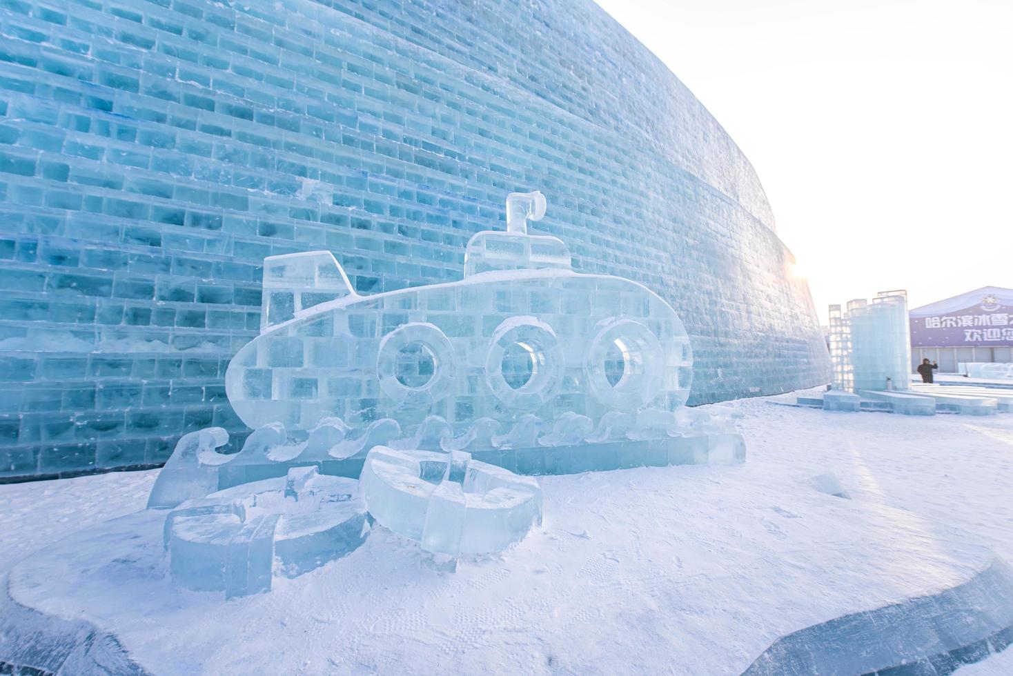 harbin, Kina - jan 15, 2020-harbin internationell is och snö skulptur festival är ett årlig vinter- festival den där tar plats i harbin. den är de värld största is och snö festival. foto