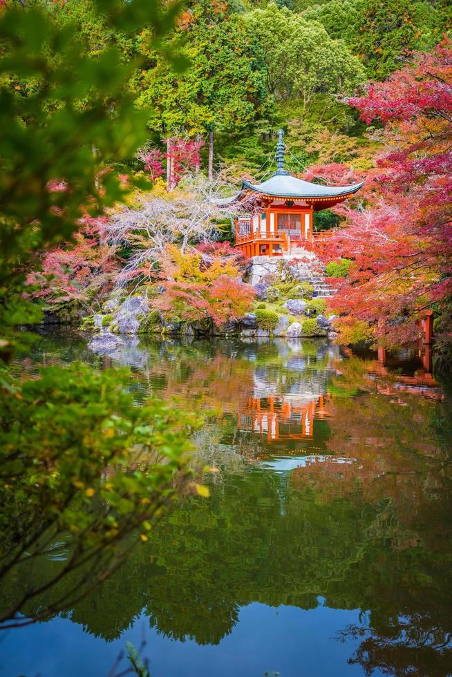 daigoji tempel på hösten, kyoto, japan foto