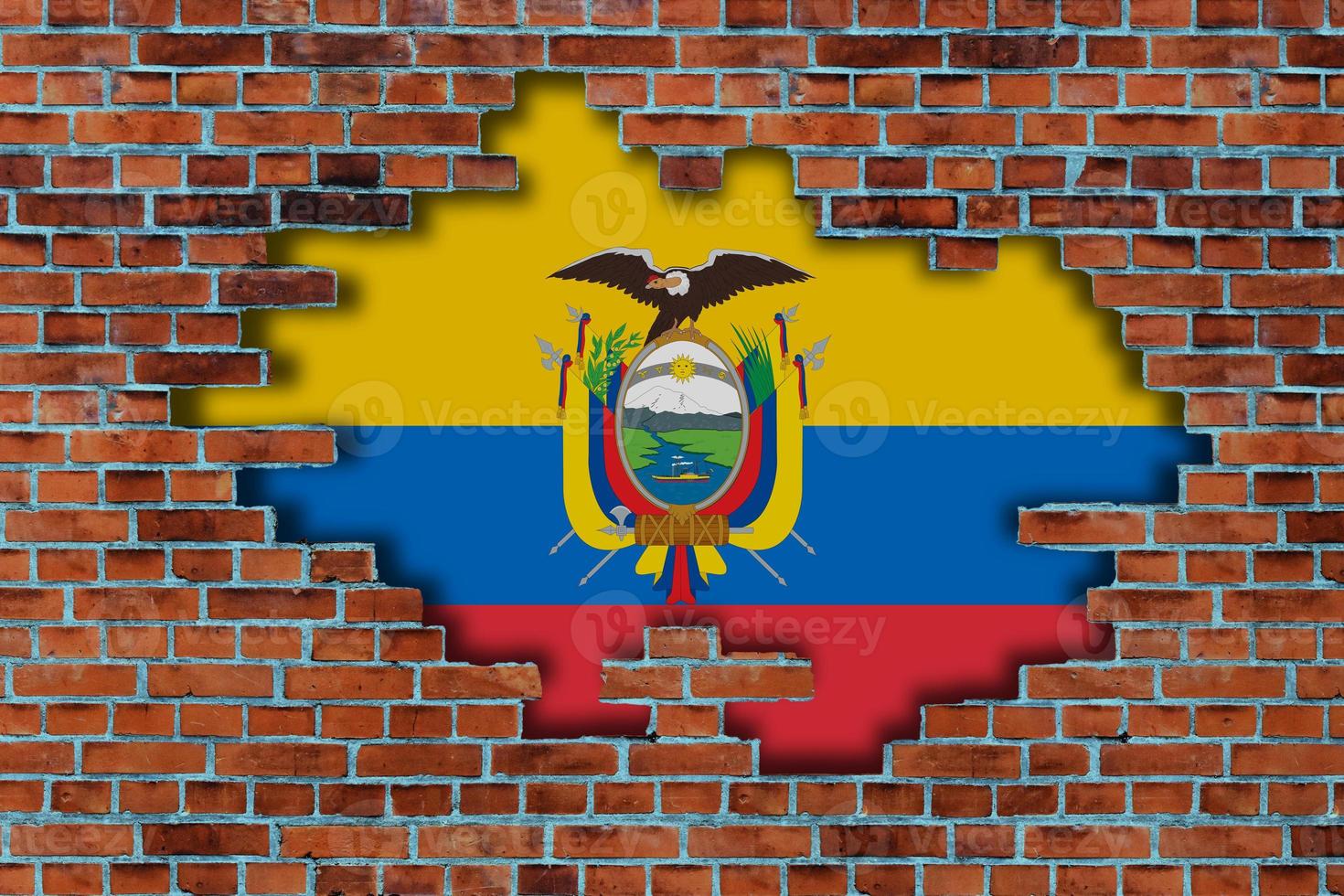 3d flagga av ecuador Bakom de bruten gammal sten vägg bakgrund. foto