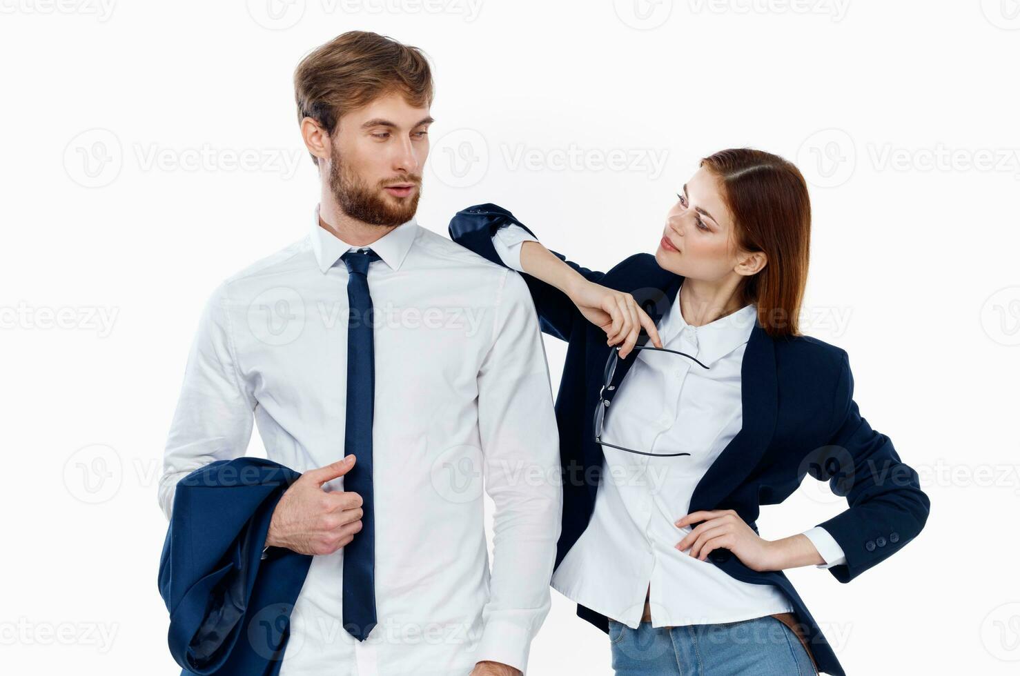 man och kvinna i kostymer finansiera chefer kontor foto