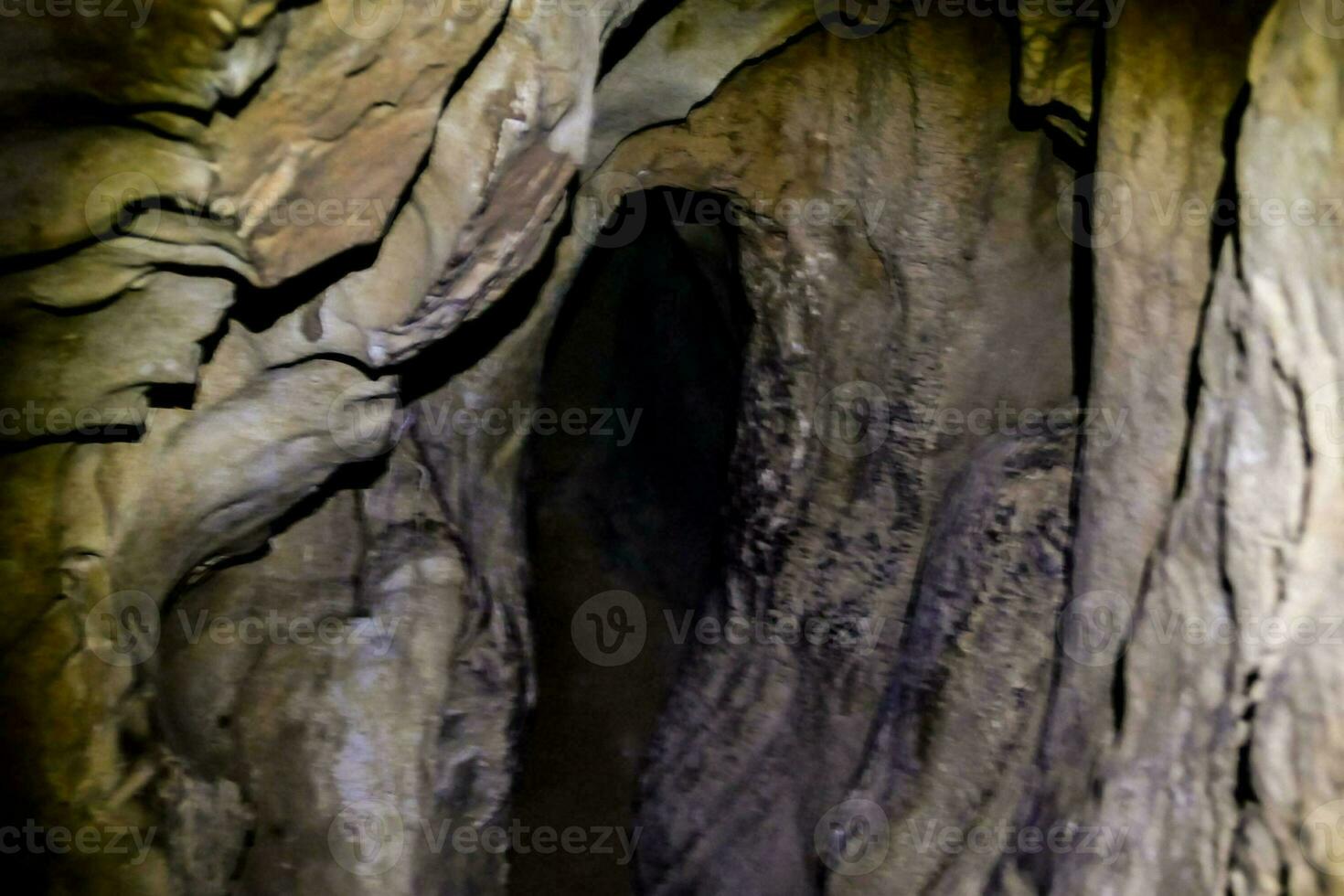 inuti en grotta foto