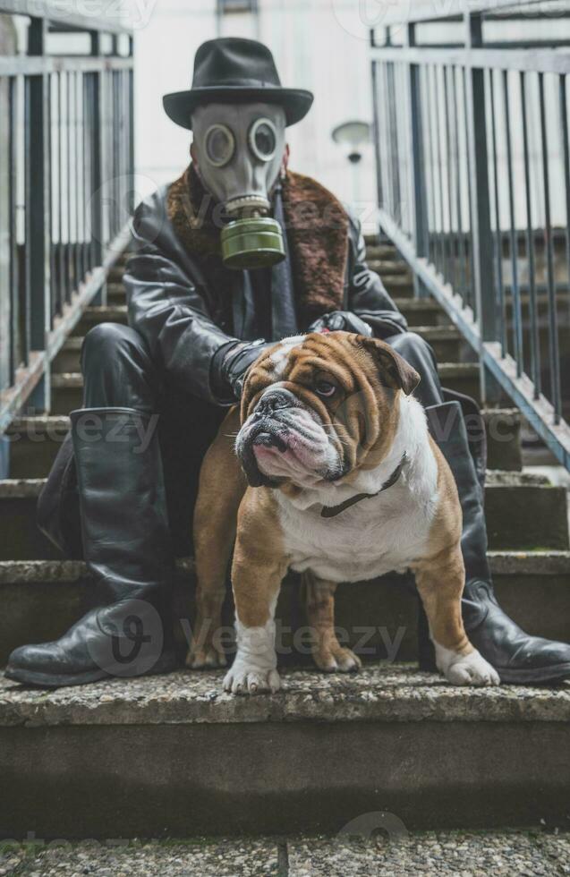 porträtt av skrämmande man foto