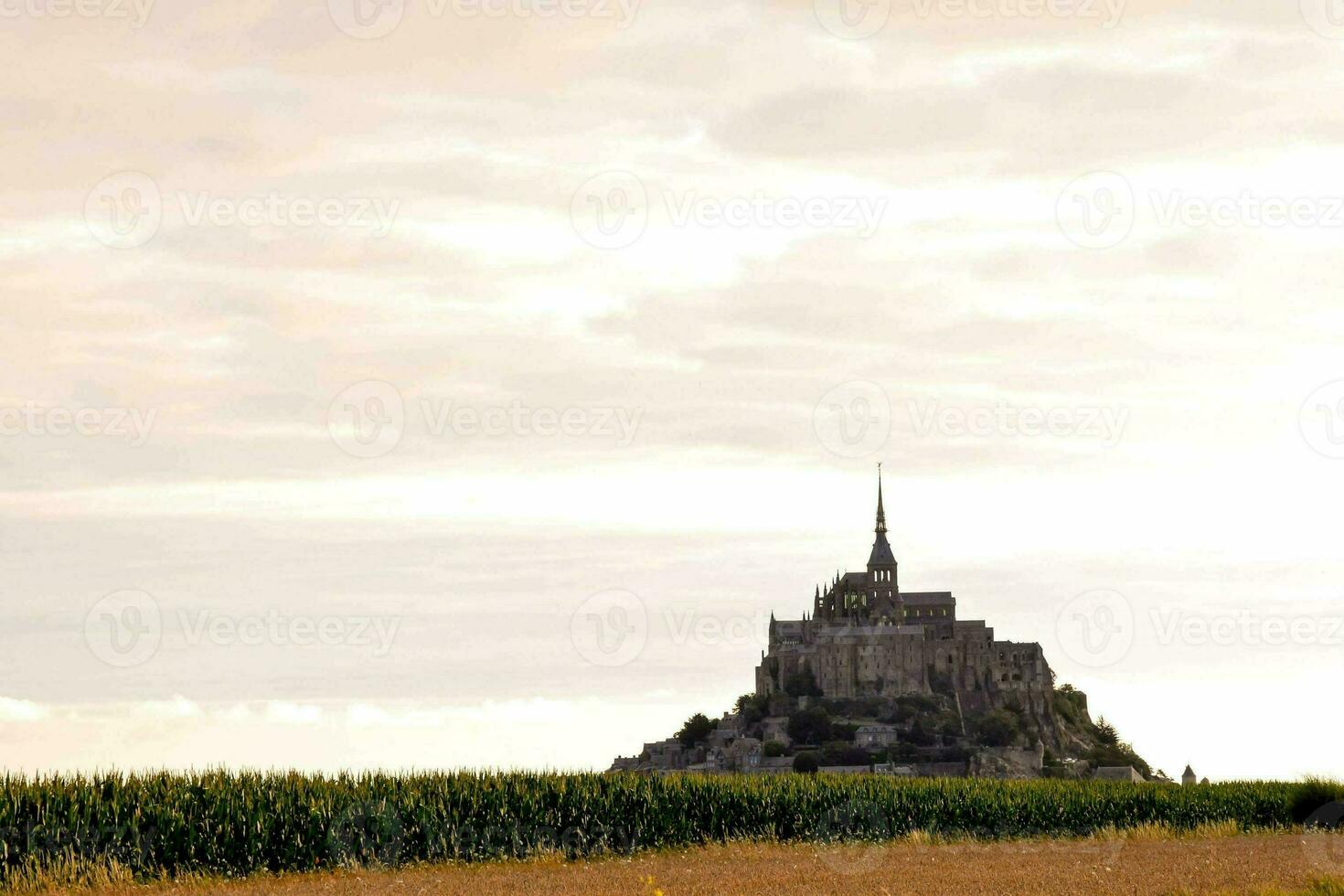 le mont saint-michel tidvattens- ö, Normandie, nordlig franc foto