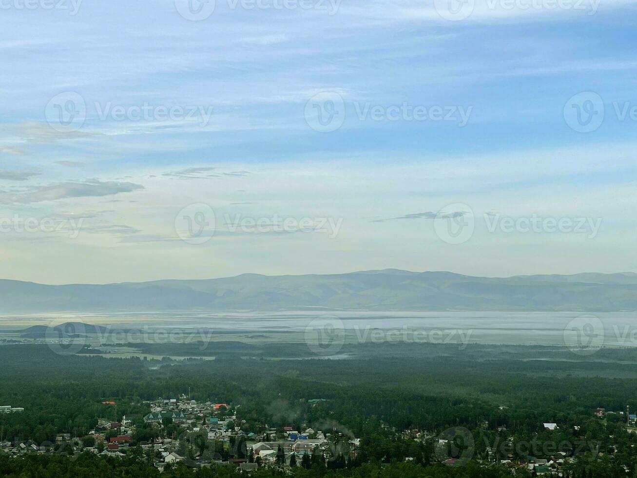 se av de by av arshan i de dis. dal av de sayan berg. buryatia. Ryssland. foto