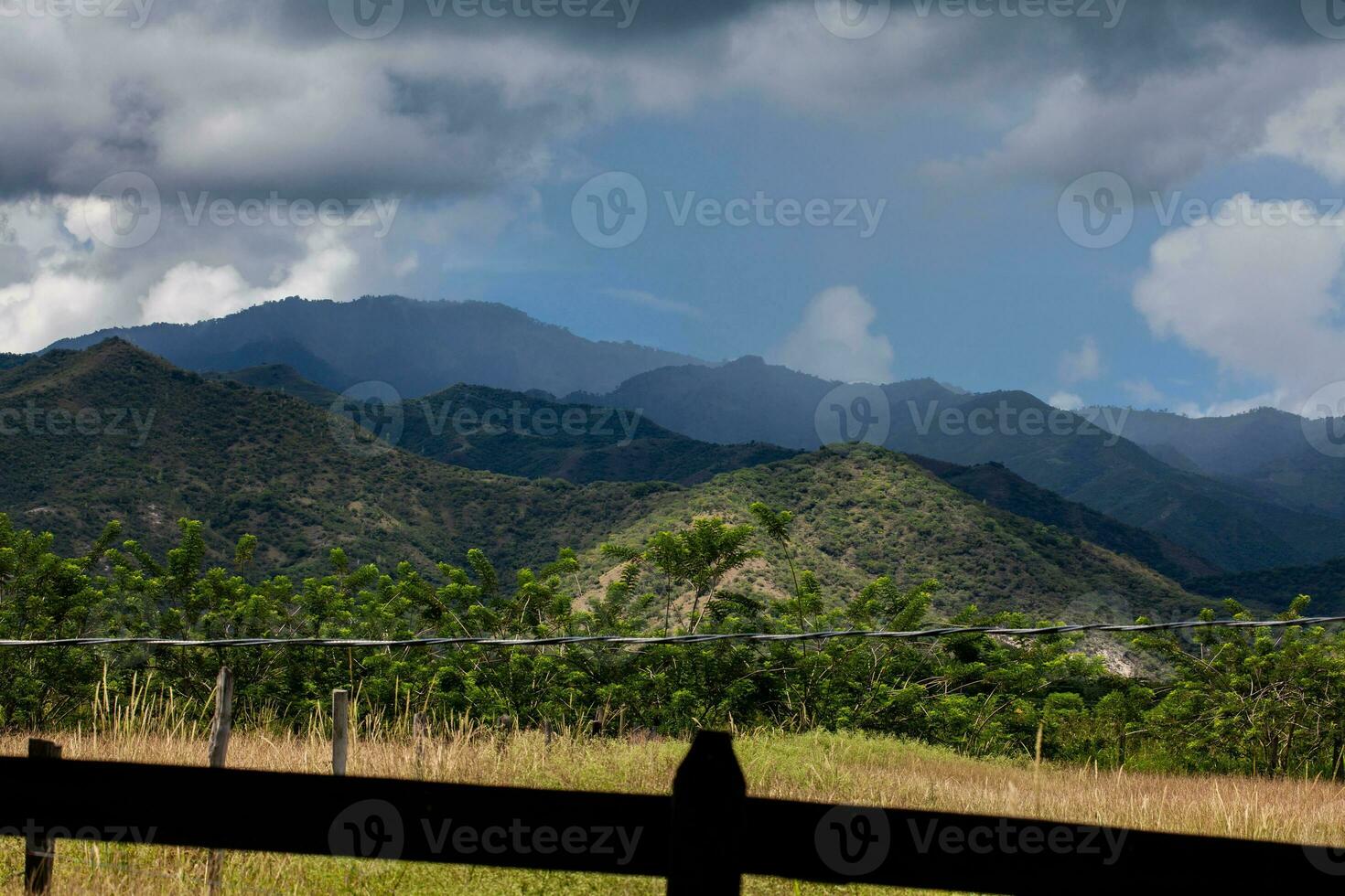 se av de majestätisk bergen på de område av valle del cauca i colombia foto